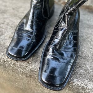 Kenneth Cole New York eel skin ankle boots